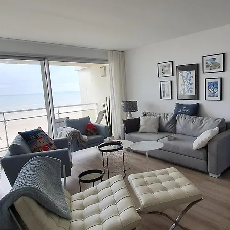 Superbe T2 Avec Vue A 2 Min Du Centre 아파트 *