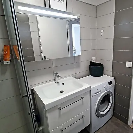 Superbe T2 Avec Vue A 2 Min Du Centre 아파트 *