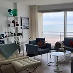 Superbe T2 Avec Vue A 2 Min Du Centre Apartmán *